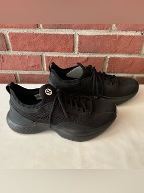 Lululemon Women's Chargefeel 3 Black Workout Walking Running Shoes Size US 10